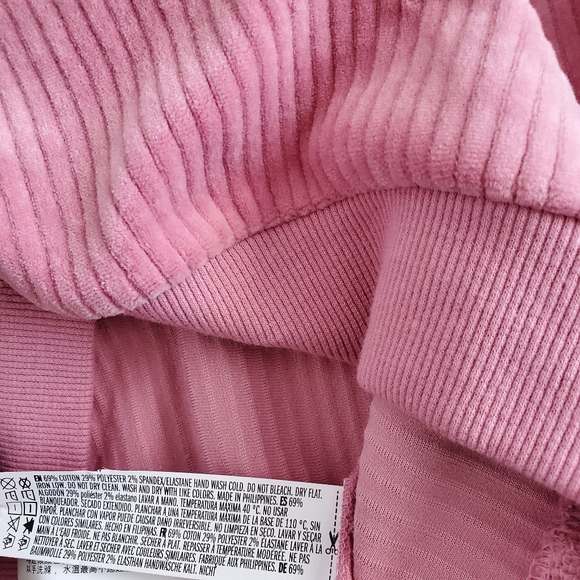 Medium Forever 21 Cropped Sweat Top Bundle - Picture 9 of 9